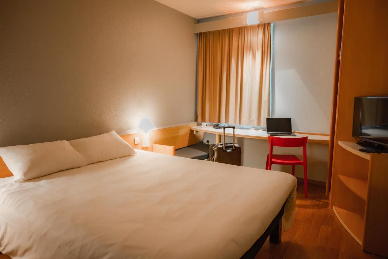 Ibis Colmar Est - Hotel Restaurant En Alsace Horbourg-Wihr Esterno foto