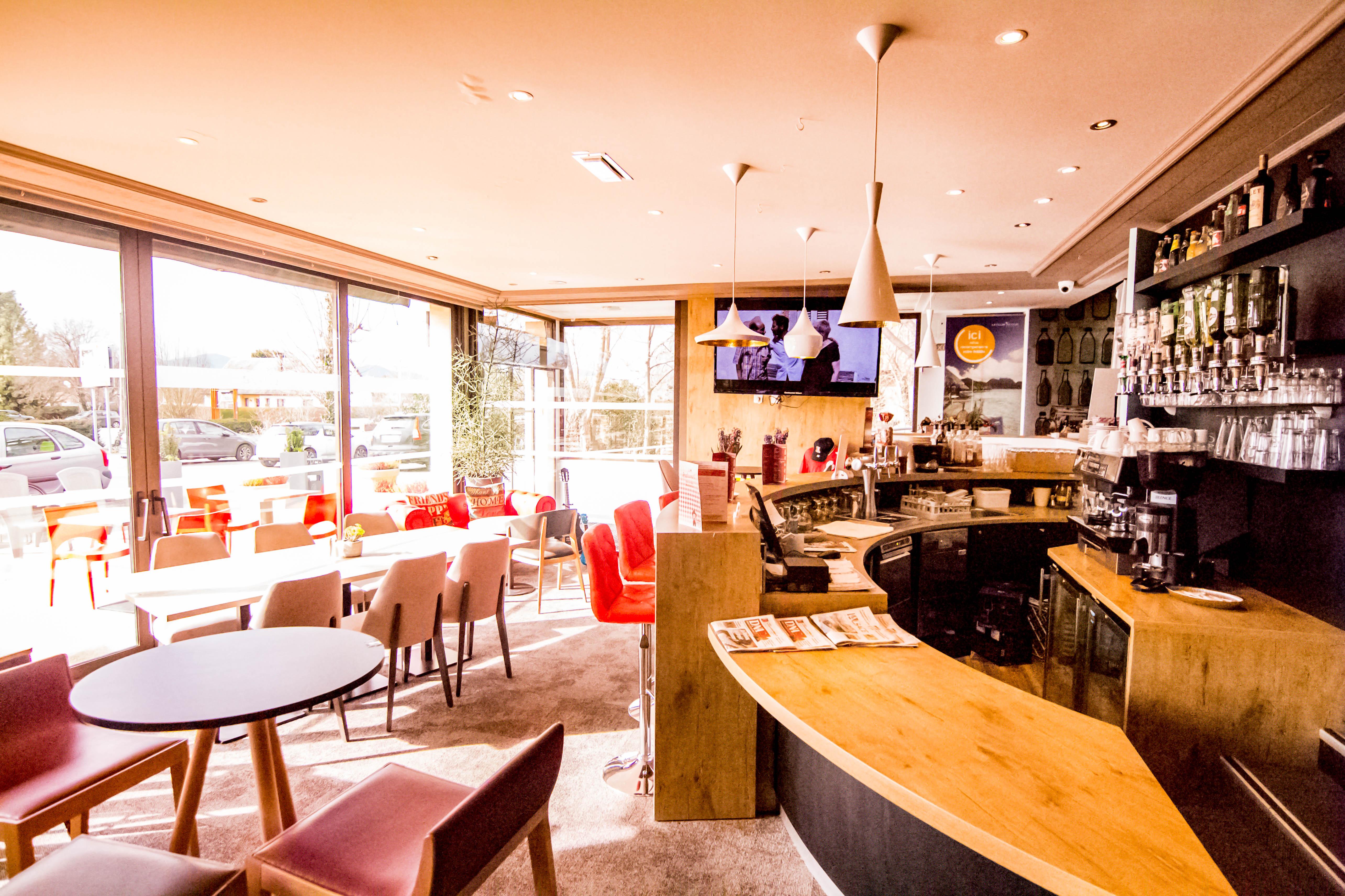 Ibis Colmar Est - Hotel Restaurant En Alsace Horbourg-Wihr Esterno foto
