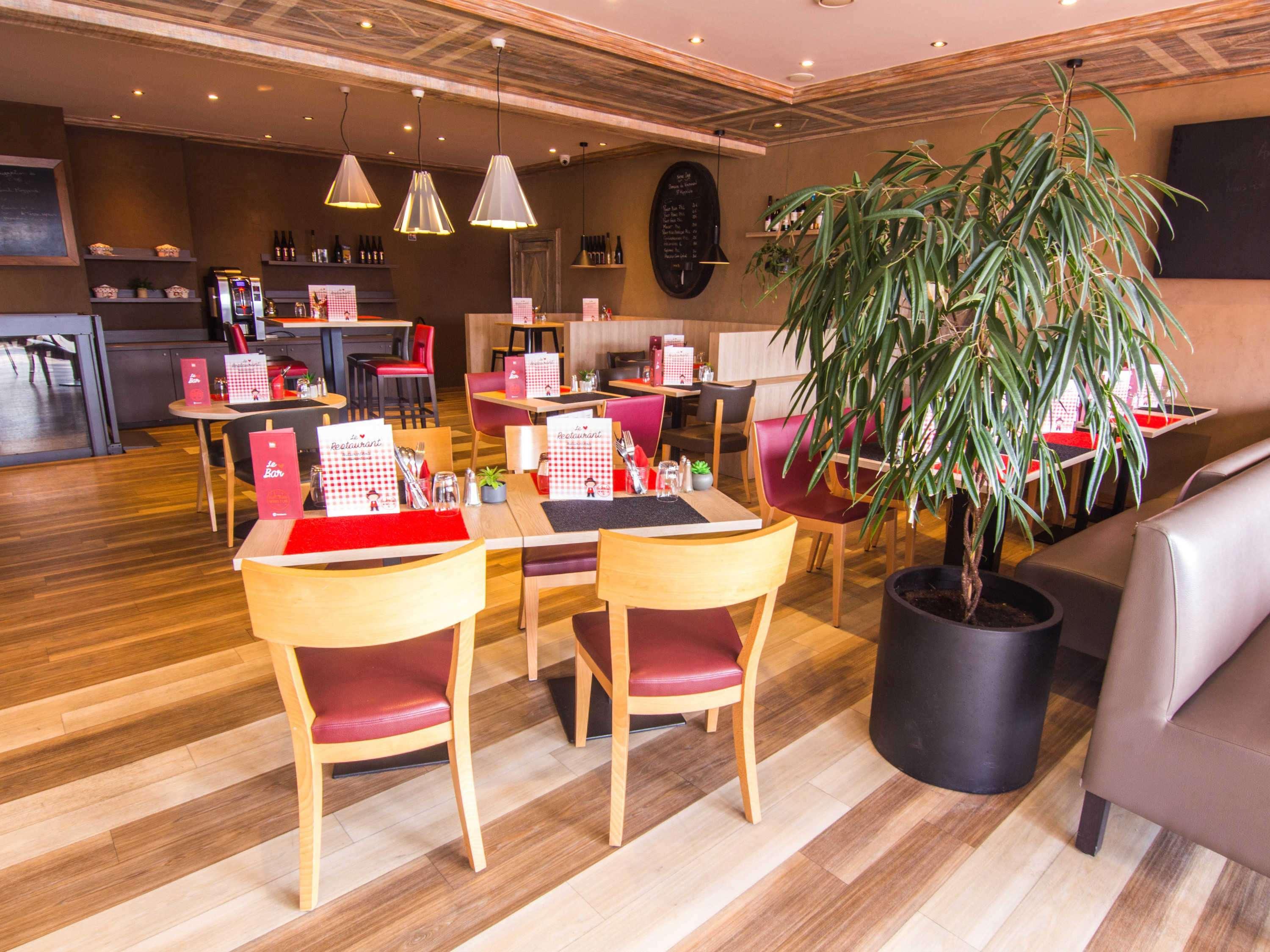 Ibis Colmar Est - Hotel Restaurant En Alsace Horbourg-Wihr Esterno foto