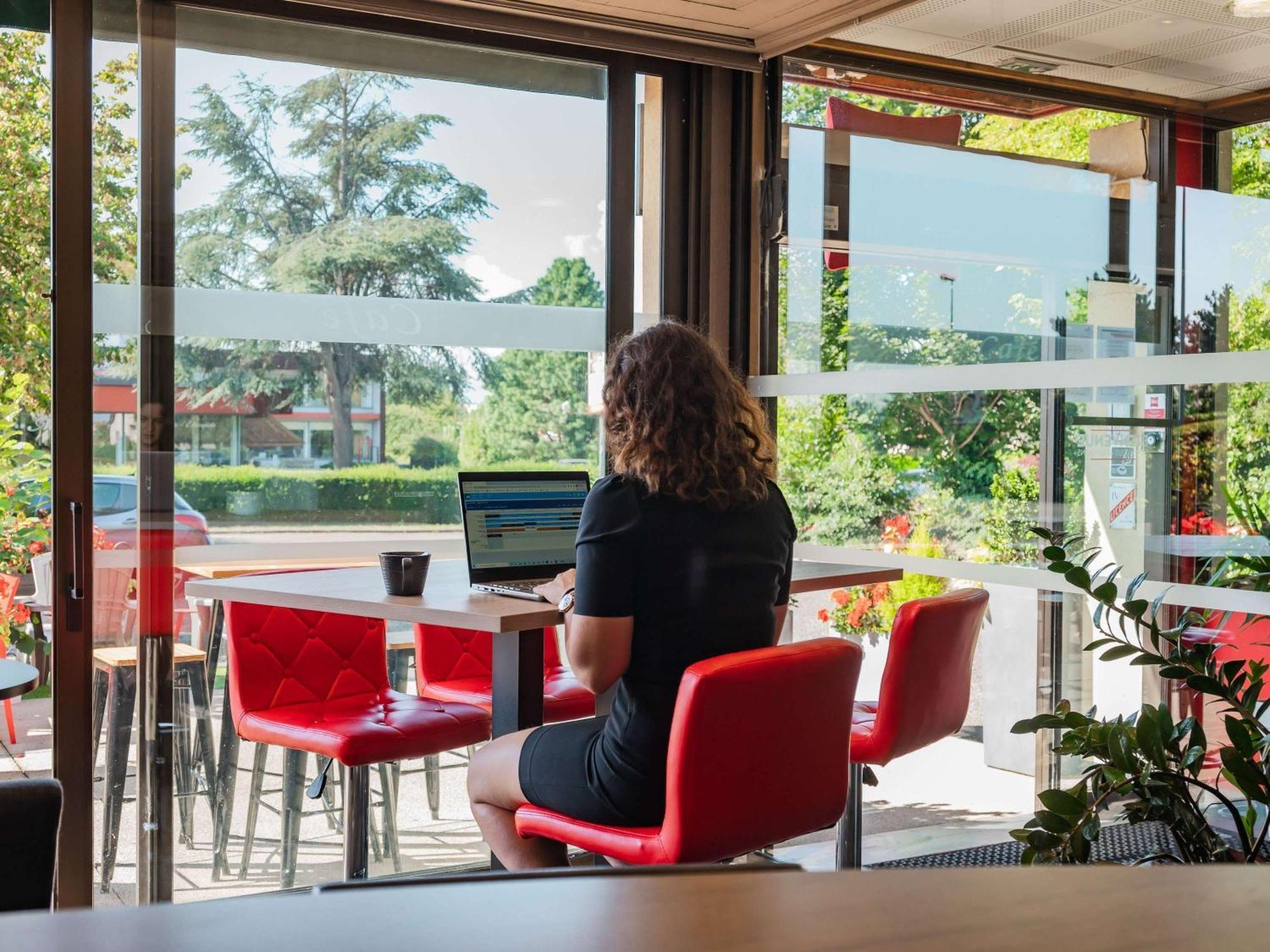 Ibis Colmar Est - Hotel Restaurant En Alsace Horbourg-Wihr Esterno foto